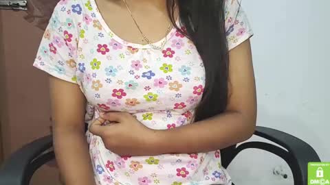 Snapshot of desicoupleshow chatting on 11, 2, 2025 Eva and Adam online show from 11, 2, 2025