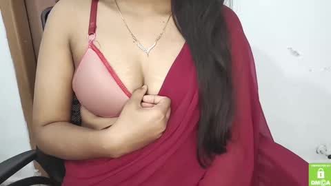 Snapshot of desicoupleshow chatting on 13, 2, 2025 Eva and Adam online show from 13, 2, 2025