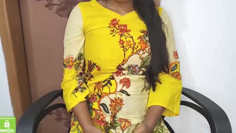 Snapshot of desicoupleshow chatting on 27, 2, 2025 Eva and Adam online show from 27, 2, 2025