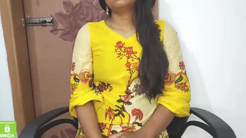 Snapshot of desicoupleshow chatting on 1, 3, 2025 Eva and Adam online show from 1, 3, 2025