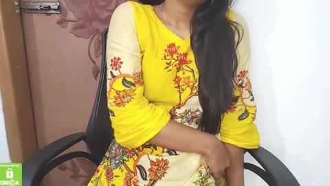 Snapshot of desicoupleshow chatting on 1, 3, 2025 Eva and Adam online show from 1, 3, 2025