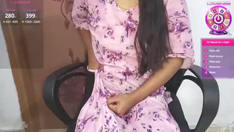 Snapshot of desicoupleshow chatting on 8, 3, 2025 Eva and Adam online show from 8, 3, 2025