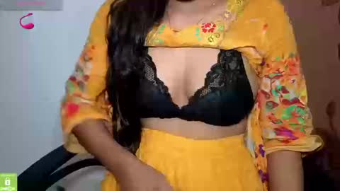 Snapshot of desicoupleshow chatting on 11, 9, 2025 Eva and Adam online show from 11, 9, 2025