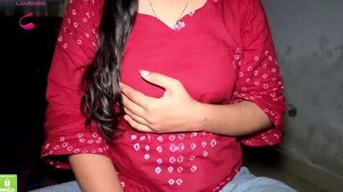 Snapshot of desicoupleshow chatting on 10, 11, 2025 Eva and Adam online show from 10, 11, 2025