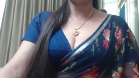 Snapshot of desimaisa130 chatting on 18, 12, 2024 Maisa online show from 18, 12, 2024