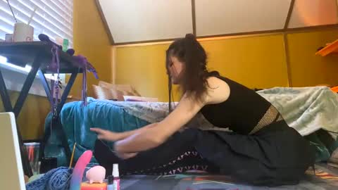 Snapshot of desimonroe chatting on 23, 1, 2025 desimonroe online show from 23, 1, 2025