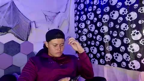 TORI AND MR. BEAR online show from 18, 10, 2025