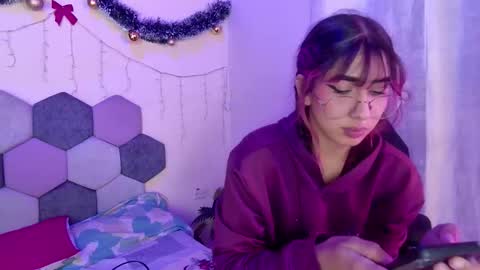 TORI AND MR. BEAR online show from 13, 12, 2025