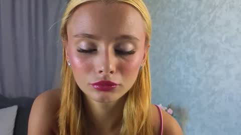 Willow online show from 12, 9, 2025