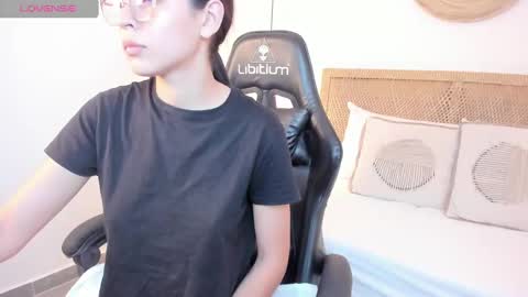 Snapshot of desireee_ chatting on 9, 9, 2025 desire online show from 9, 9, 2025