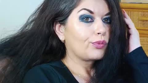 HellenMoon online show from 3, 2, 2026