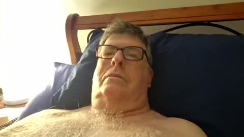 Desmon1958 online show from 25, 2, 2026