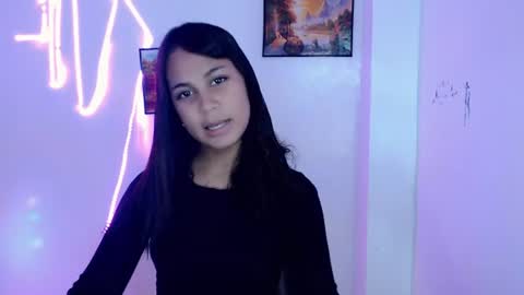 Snapshot of dess_morena chatting on 4, 7, 2026 Dess online show from 4, 7, 2026