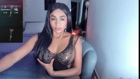 Snapshot of destinnemil chatting on 26, 2, 2025 Destinne Mill online show from 26, 2, 2025