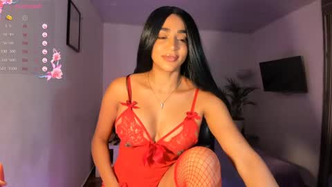 Snapshot of destinnemil chatting on 4, 10, 2025 Destinne Mill online show from 4, 10, 2025
