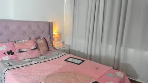 destinysweet21 online show from 25, 2, 2026