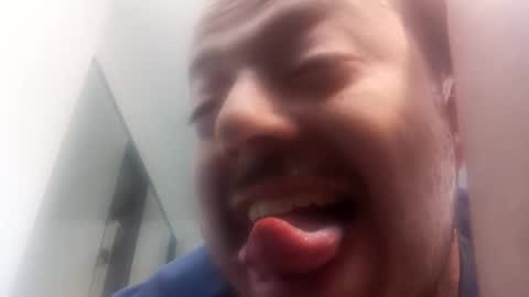 Snapshot of destroyingunit chatting on 9, 11, 2025 destroyingunit online show from 9, 11, 2025