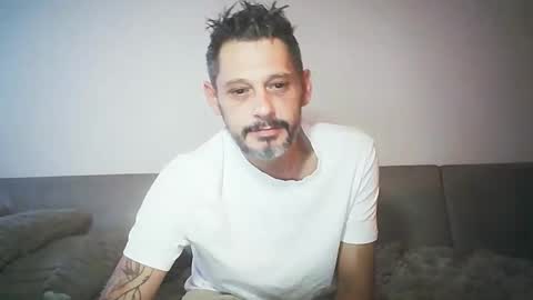 Snapshot of deuxamoureuxhot chatting on 6, 4, 2026 deuxamoureuxhot online show from 6, 4, 2026