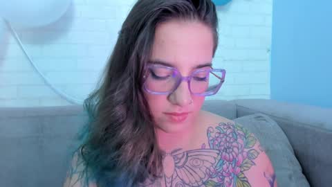 Deva Blue online show from 6, 2, 2025