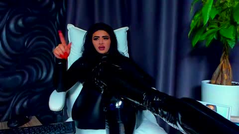 Snapshot of devashaqueen chatting on 2, 2, 2025 Devasha online show from 2, 2, 2025