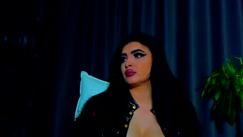 Snapshot of devashaqueen chatting on 5, 3, 2025 Devasha online show from 5, 3, 2025