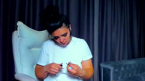 Snapshot of devashaqueen chatting on 5, 11, 2025 Devasha online show from 5, 11, 2025