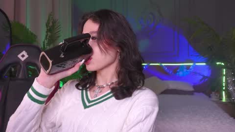 devilinee online show from 8, 12, 2024