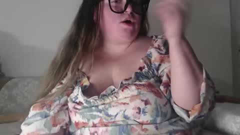 Snapshot of devilschick chatting on 12, 2, 2026 DevilsChick -- OF online show from 12, 2, 2026