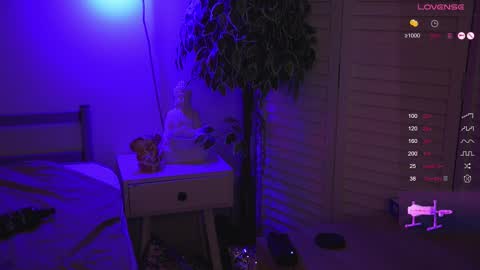 Snapshot of devilss_toy chatting on 12, 3, 2025 CIBELLE online show from 12, 3, 2025