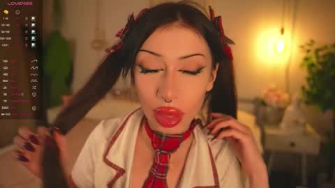 Snapshot of devilss_toy chatting on 5, 10, 2025 CIBELLE online show from 5, 10, 2025