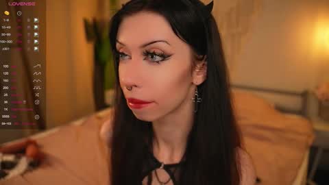 Snapshot of devilss_toy chatting on 21, 10, 2025 CIBELLE online show from 21, 10, 2025