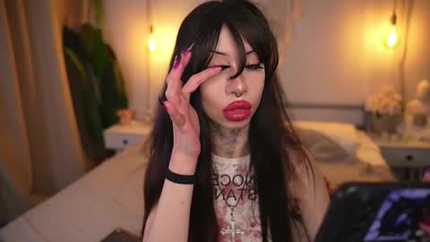 Snapshot of devilss_toy chatting on 21, 11, 2025 CIBELLE online show from 21, 11, 2025