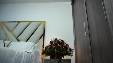 Devin Hunter online show from 16, 2, 2025