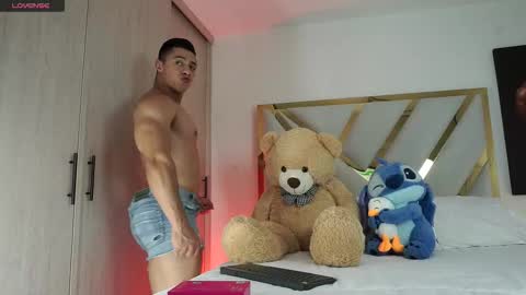 Devin Hunter online show from 8, 2, 2026