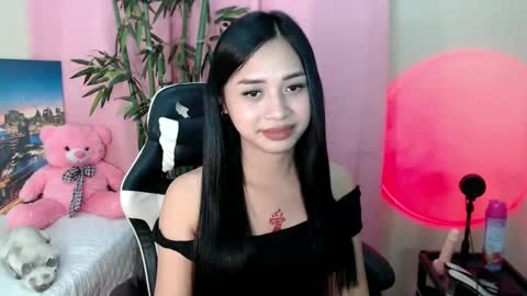 Devine Greyson online show from 1, 2, 2025