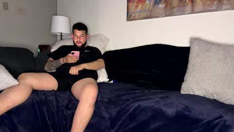 Snapshot of devonclarky213 chatting on 26, 4, 2026 come play online show from 26, 4, 2026