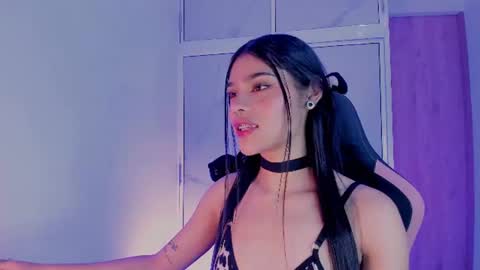 Snapshot of devours_fire chatting on 15, 6, 2026 Sara 3 online show from 15, 6, 2026