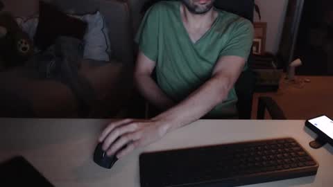 Snapshot of devswiss chatting on 17, 2, 2025 DevSwiss online show from 17, 2, 2025