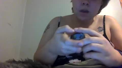 Snapshot of devykitten2018 chatting on 25, 11, 2025 devykitten online show from 25, 11, 2025