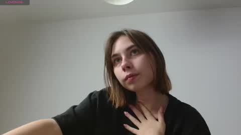 Snapshot of dewkiss chatting on 19, 11, 2025 dewkiss online show from 19, 11, 2025