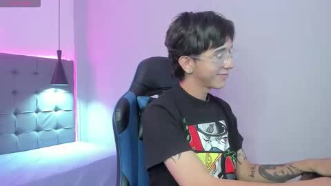 Snapshot of dewon20_ chatting on 28, 3, 2026 Andy online show from 28, 3, 2026