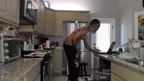 Snapshot of dextercollins chatting on 24, 10, 2025 Dextercollins online show from 24, 10, 2025