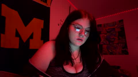 dezzydez354 online show from 18, 2, 2026