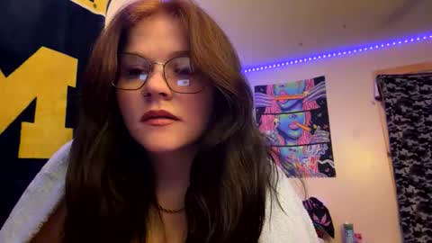 dezzydez354 online show from 3, 3, 2026