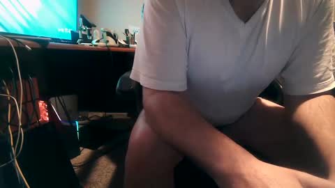 Snapshot of dfwgonewrong chatting on 2, 2, 2025 dfwgonewrong online show from 2, 2, 2025