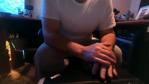 Snapshot of dfwgonewrong chatting on 2, 2, 2025 dfwgonewrong online show from 2, 2, 2025