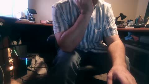 Snapshot of dfwgonewrong chatting on 5, 2, 2025 dfwgonewrong online show from 5, 2, 2025