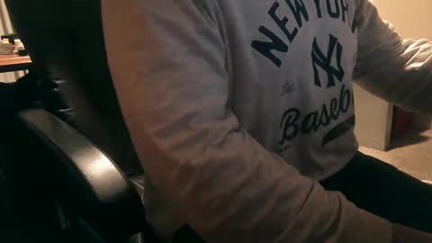 Snapshot of dfwgonewrong chatting on 8, 3, 2025 dfwgonewrong online show from 8, 3, 2025