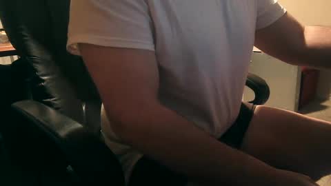 Snapshot of dfwgonewrong chatting on 8, 3, 2025 dfwgonewrong online show from 8, 3, 2025