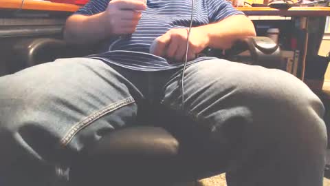 Snapshot of dfwgonewrong chatting on 6, 1, 2026 dfwgonewrong online show from 6, 1, 2026
